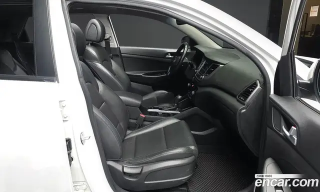 Hyundai Tucson 2015 2.0 автомат (гидро), миниатюра 11