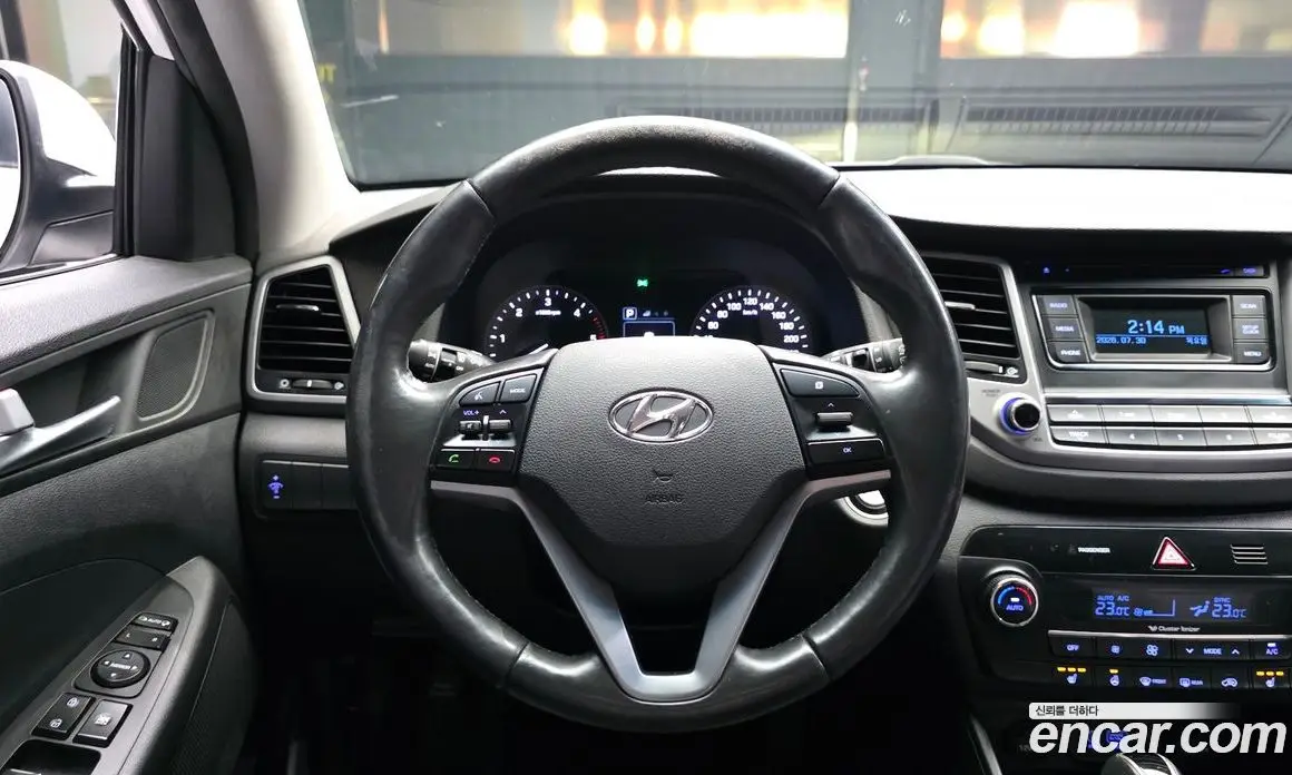 Hyundai Tucson 2015 2.0 автомат (гидро), фото 13