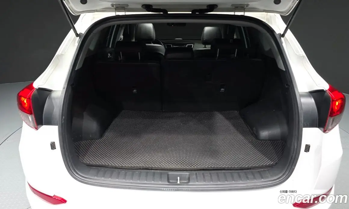 Hyundai Tucson 2015 2.0 автомат (гидро), фото 20