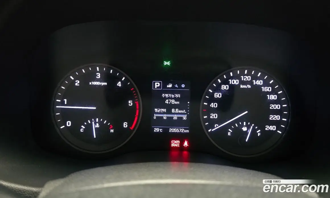 Hyundai Tucson 2015 2.0 автомат (гидро), фото 8