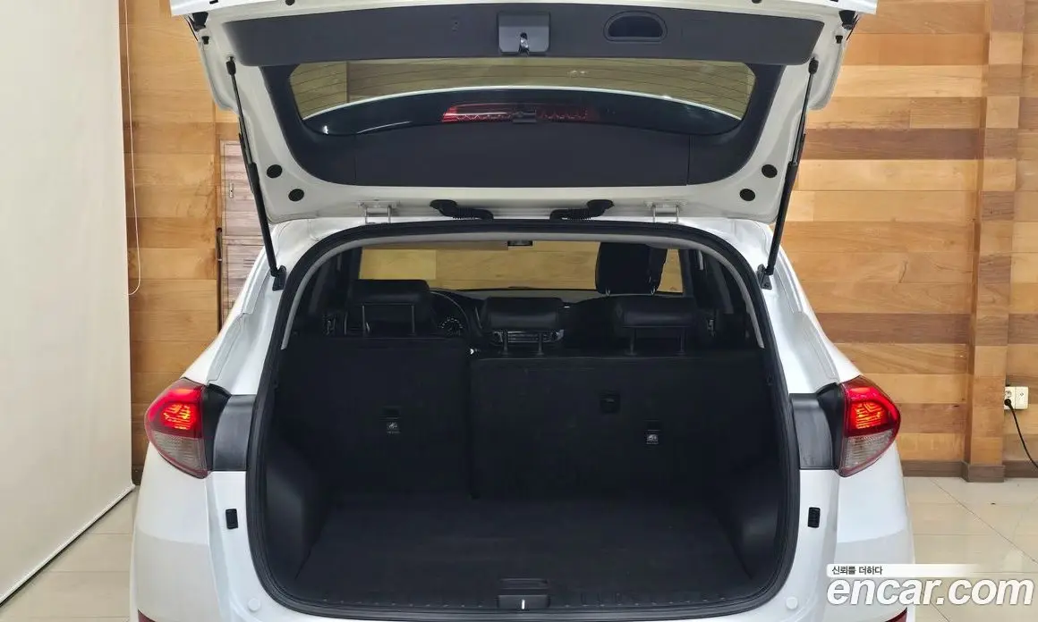 Hyundai Tucson 2016 2.0 автомат (гидро), фото 20 Hyundai Tucson 2016 2.0 автомат (гидро), фото 20