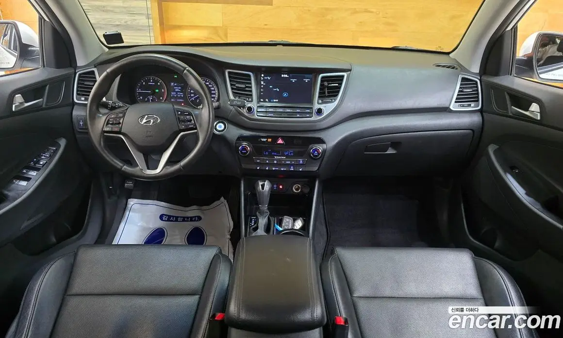 Hyundai Tucson 2016 2.0 автомат (гидро), фото 8 Hyundai Tucson 2016 2.0 автомат (гидро), фото 8