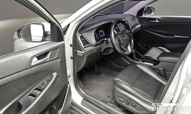 Hyundai Tucson 2016 2.0 автомат (гидро), миниатюра 12