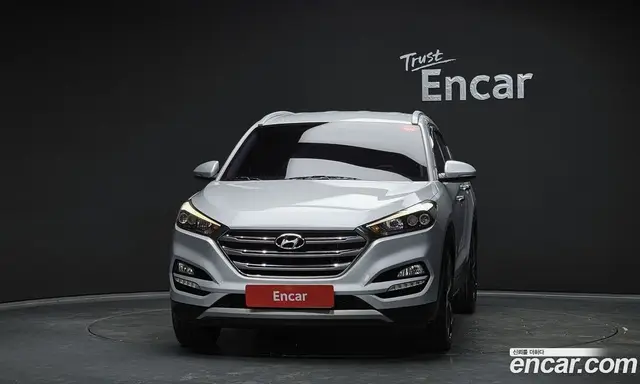 Hyundai Tucson 2016 2.0 автомат (гидро), миниатюра 3