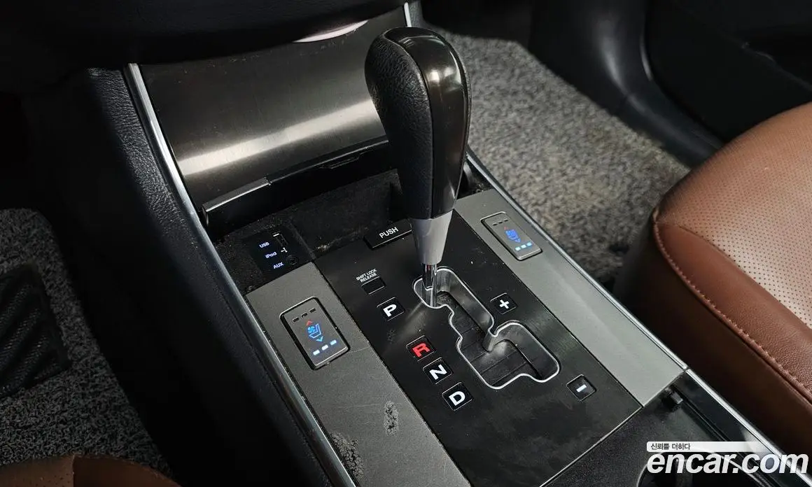 Hyundai Veracruz 2015 3.0 автомат (гидро), фото 9