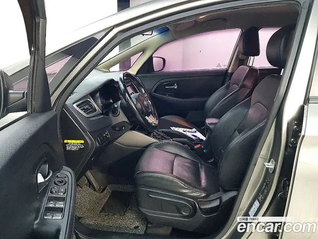 Kia Carens 2014 1.7 автомат (гидро), миниатюра 8 Kia Carens 2014 1.7 автомат (гидро), миниатюра 8