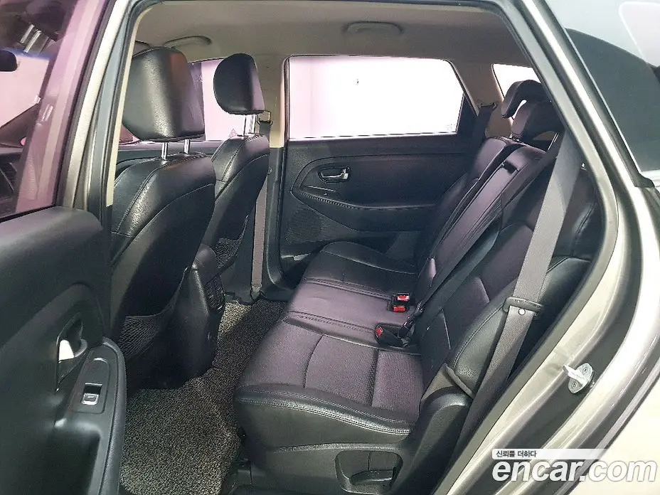 Kia Carens 2014 1.7 автомат (гидро), фото 9 Kia Carens 2014 1.7 автомат (гидро), фото 9