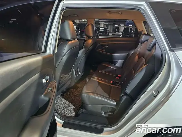 Kia Carens 2016 1.7 автомат (гидро), миниатюра 7 Kia Carens 2016 1.7 автомат (гидро), миниатюра 7
