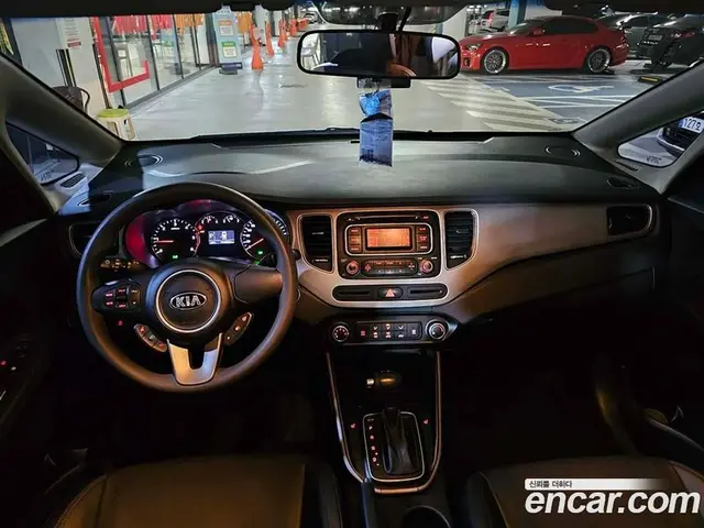 Kia Carens 2016 1.7 автомат (гидро), миниатюра 8 Kia Carens 2016 1.7 автомат (гидро), миниатюра 8