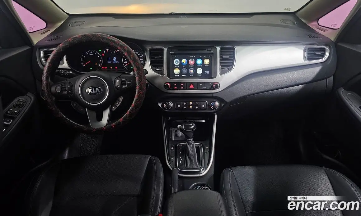 Kia Carens 2017 2.0 автомат (гидро), фото 7