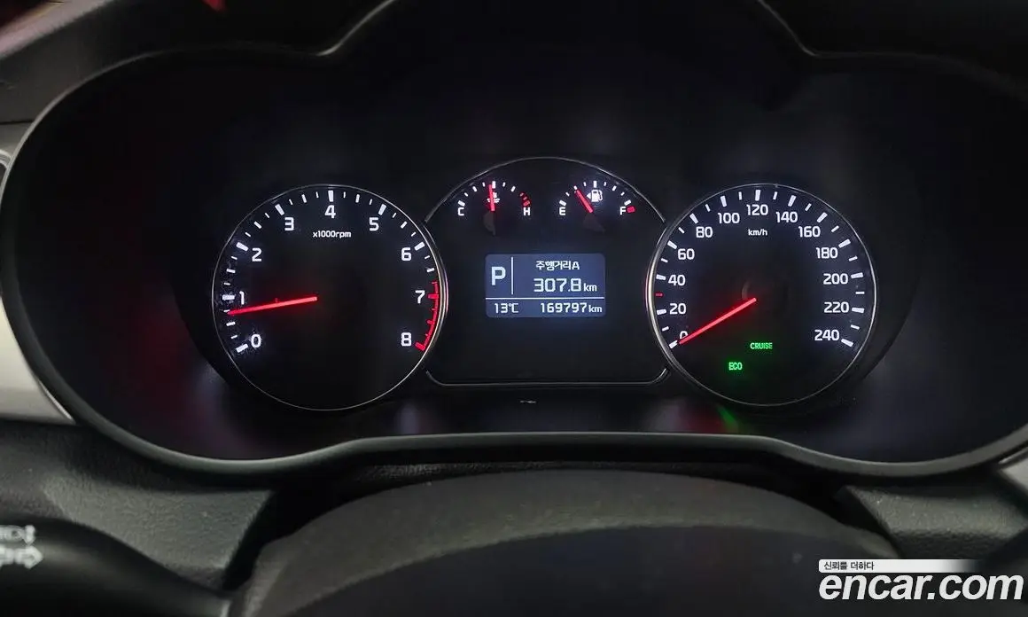 Kia Carens 2017 2.0 автомат (гидро), фото 8