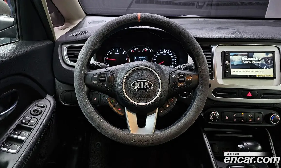 Kia Carens 2018 1.7 автомат (гидро), фото 13