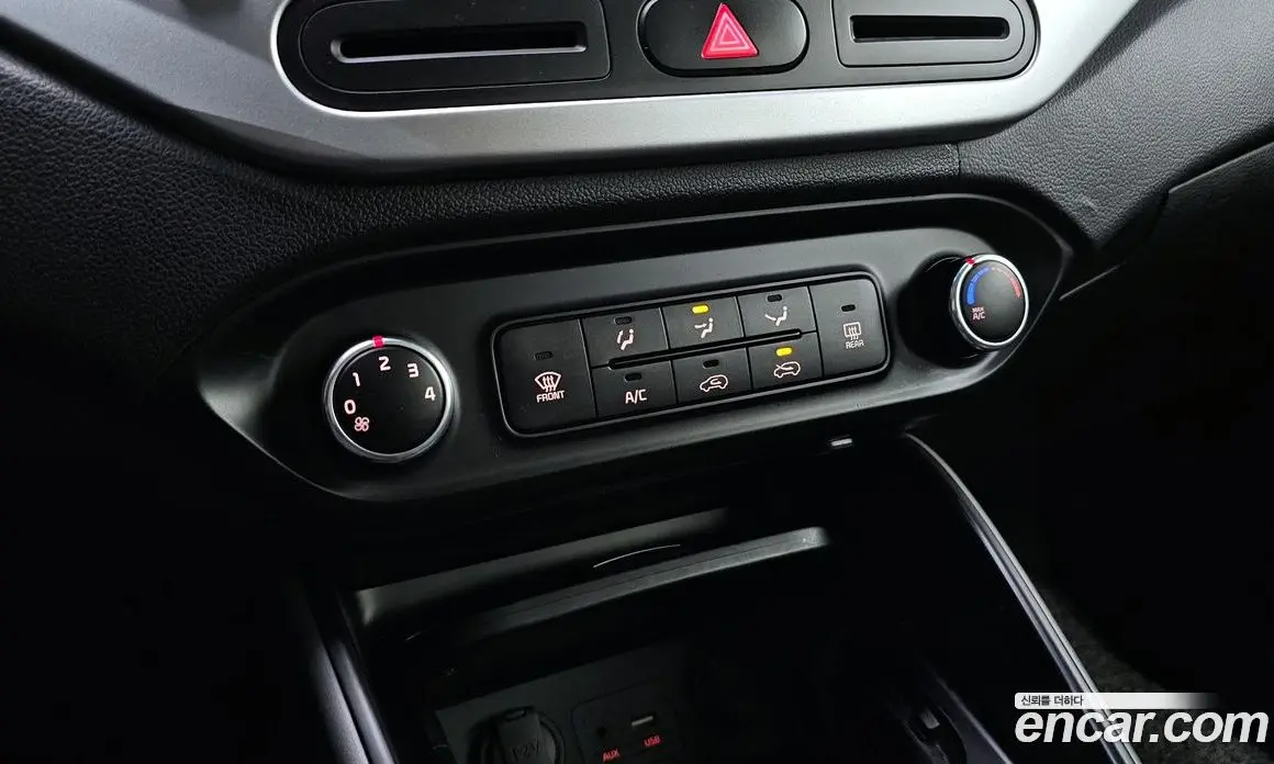 Kia Carens 2018 1.7 автомат (гидро), фото 15