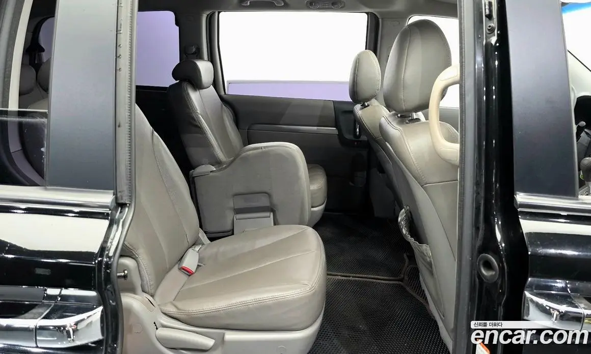 Kia Carnival 2012 2.2 автомат (гидро), фото 11