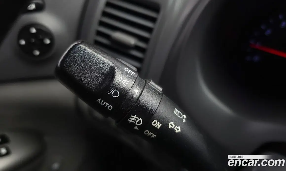 Kia Carnival 2012 2.2 автомат (гидро), фото 16