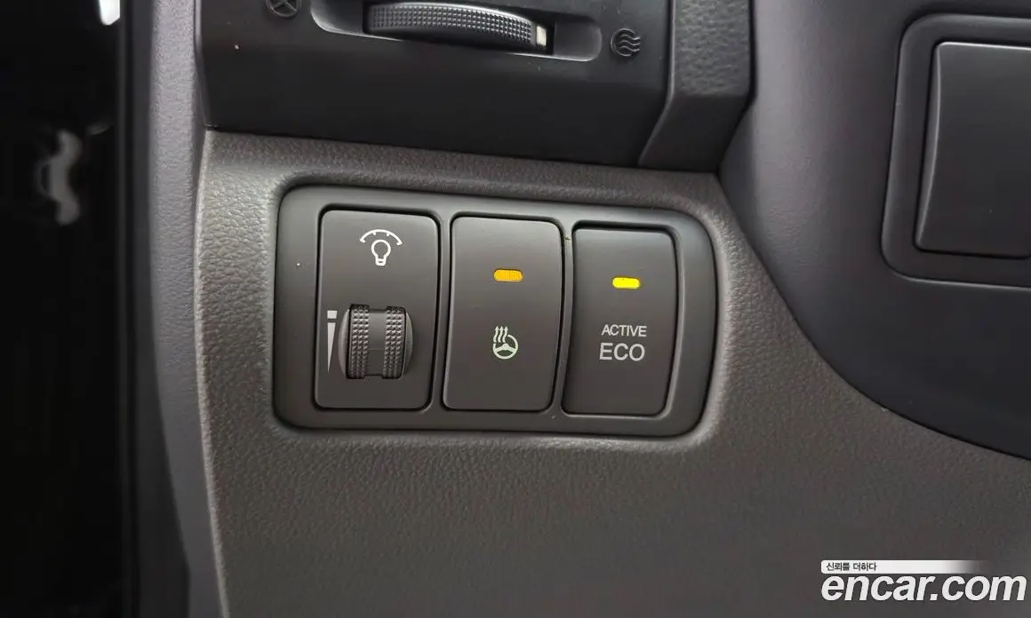 Kia Carnival 2012 2.2 автомат (гидро), фото 17