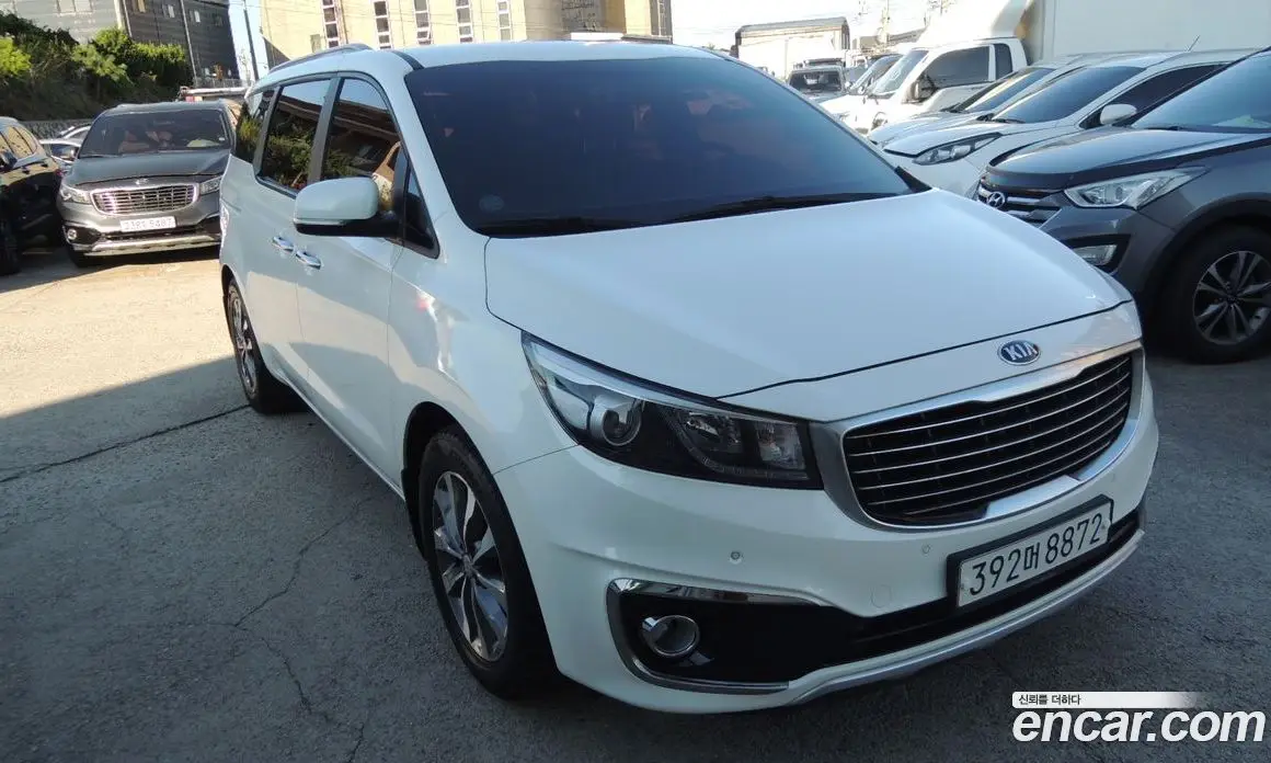 Kia Carnival 2016 2.2 автомат (гидро), фото 3