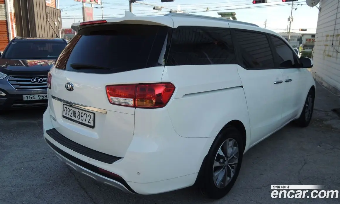 Kia Carnival 2016 2.2 автомат (гидро), фото 4