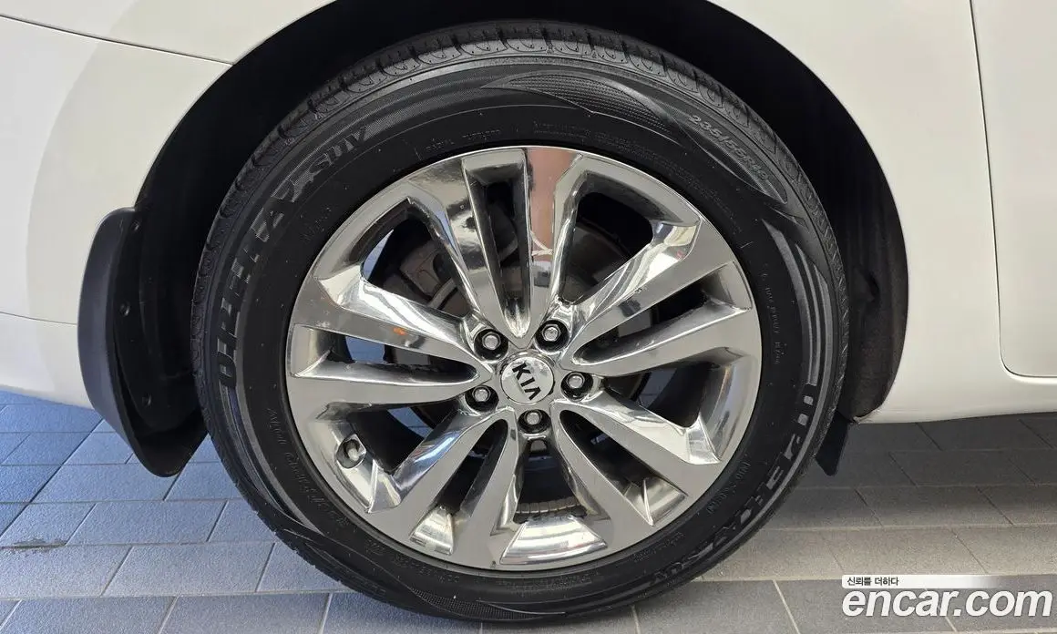 Kia Carnival 2017 3.3 автомат (гидро), фото 5 Kia Carnival 2017 3.3 автомат (гидро), фото 5