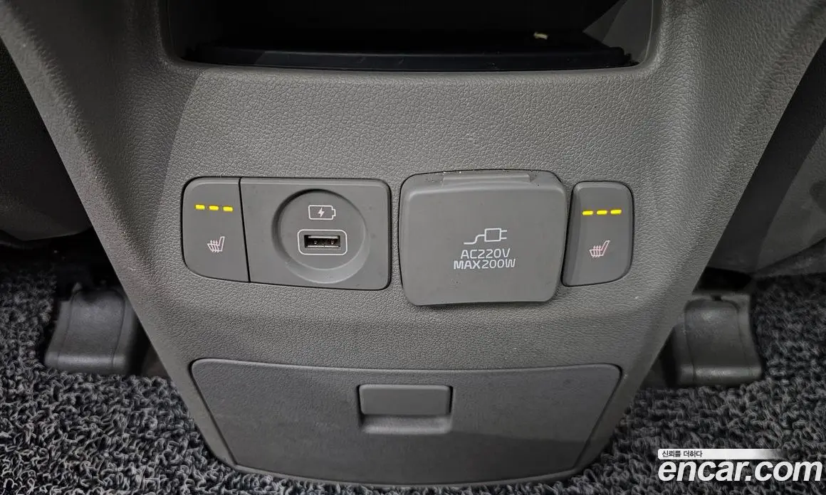Kia Carnival 2018 2.2 автомат (гидро), фото 19 Kia Carnival 2018 2.2 автомат (гидро), фото 19
