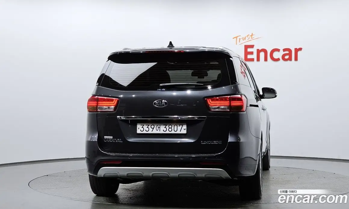 Kia Carnival 2018 2.2 автомат (гидро), фото 4 Kia Carnival 2018 2.2 автомат (гидро), фото 4
