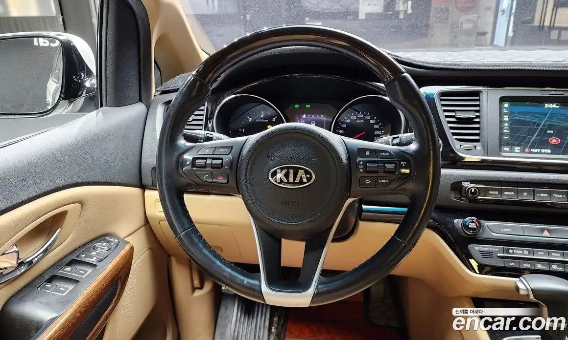 Kia Carnival 2018 2.2 автомат (гидро), фото 14