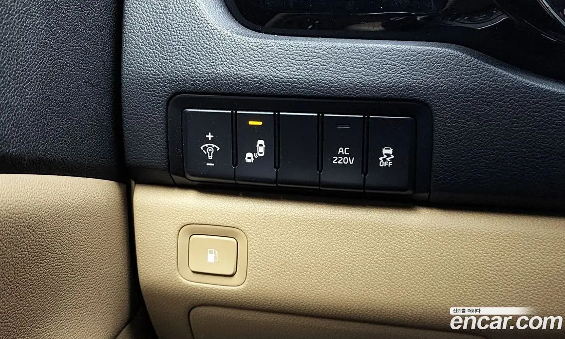 Kia Carnival 2018 2.2 автомат (гидро), фото 17