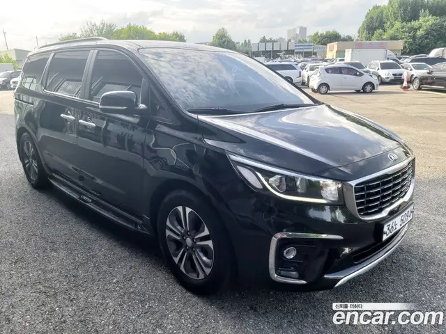 Kia Carnival 2019 2.2 автомат (гидро), миниатюра 3 Kia Carnival 2019 2.2 автомат (гидро), миниатюра 3