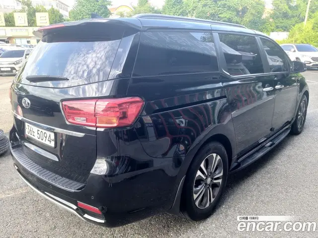 Kia Carnival 2019 2.2 автомат (гидро), миниатюра 6 Kia Carnival 2019 2.2 автомат (гидро), миниатюра 6