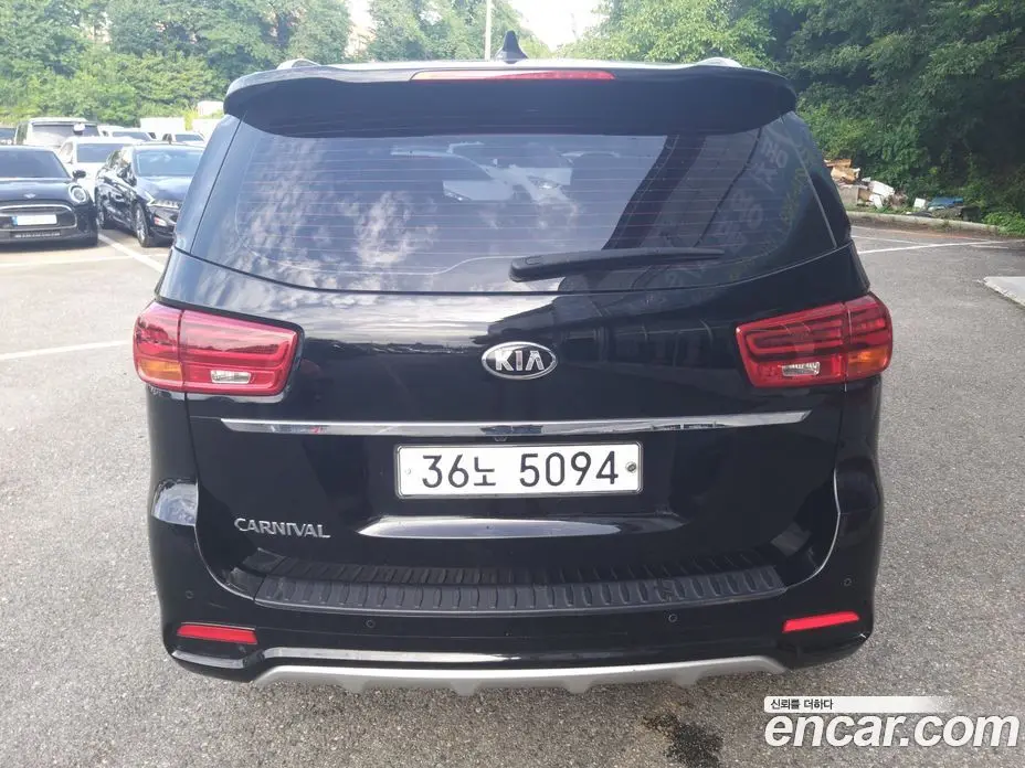 Kia Carnival 2019 2.2 автомат (гидро), фото 7 Kia Carnival 2019 2.2 автомат (гидро), фото 7