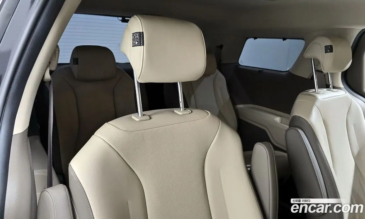 Kia Carnival 2021 2.2 автомат (гидро), фото 17