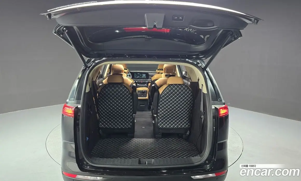 Kia Carnival 2021 2.2 автомат (гидро), фото 20
