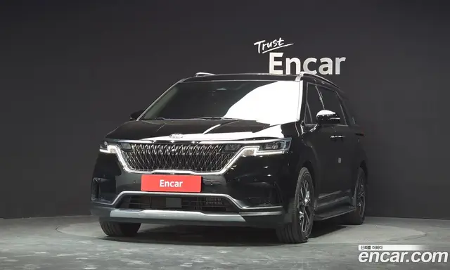 Kia Carnival 2021 2.2 автомат (гидро), миниатюра 3