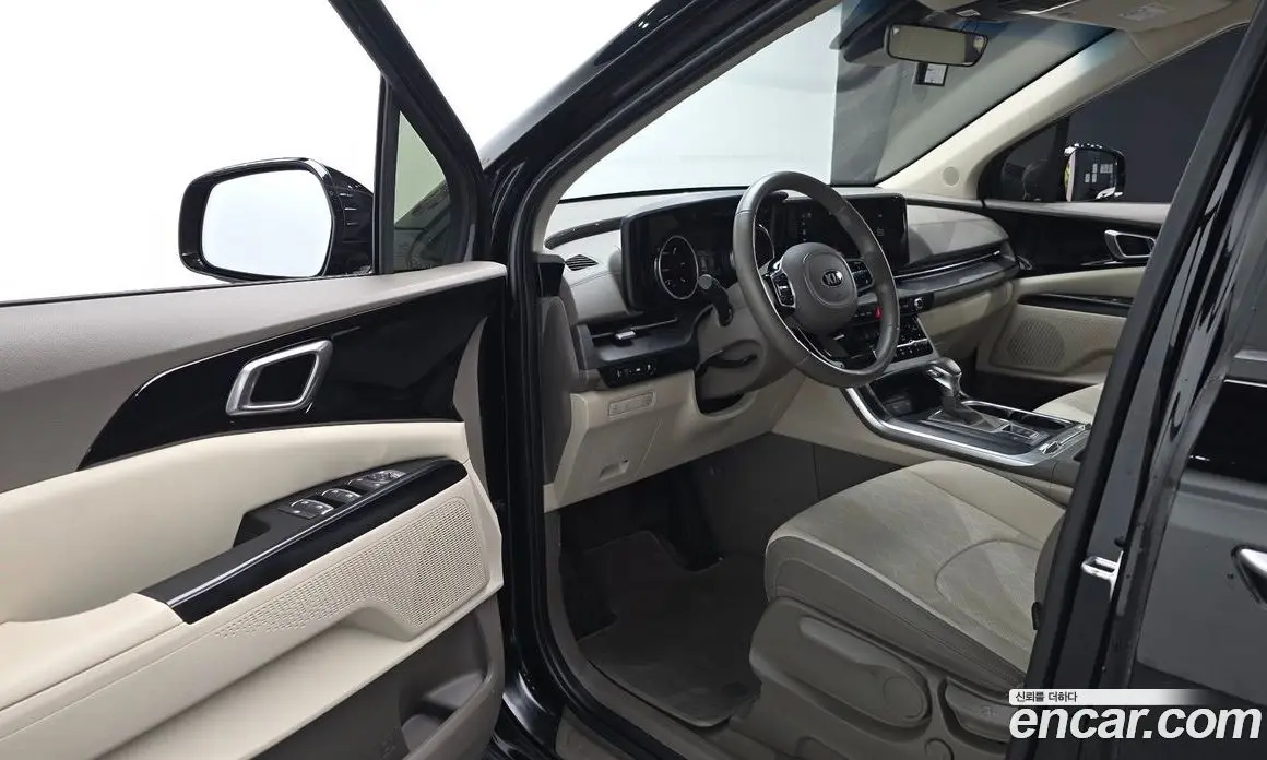 Kia Carnival 2021 2.2 автомат (гидро), фото 13