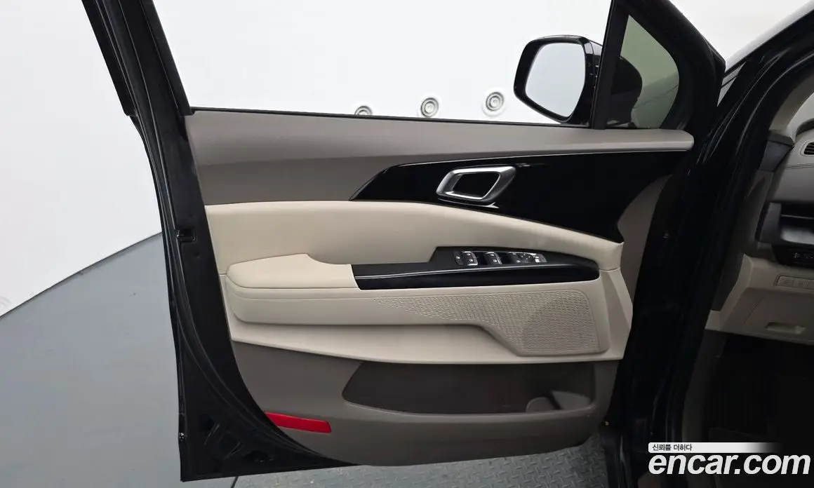 Kia Carnival 2021 2.2 автомат (гидро), фото 15
