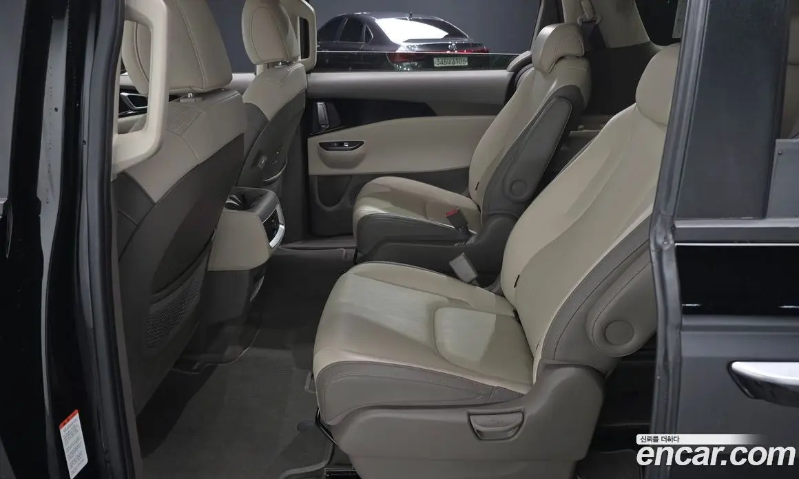 Kia Carnival 2021 2.2 автомат (гидро), фото 18