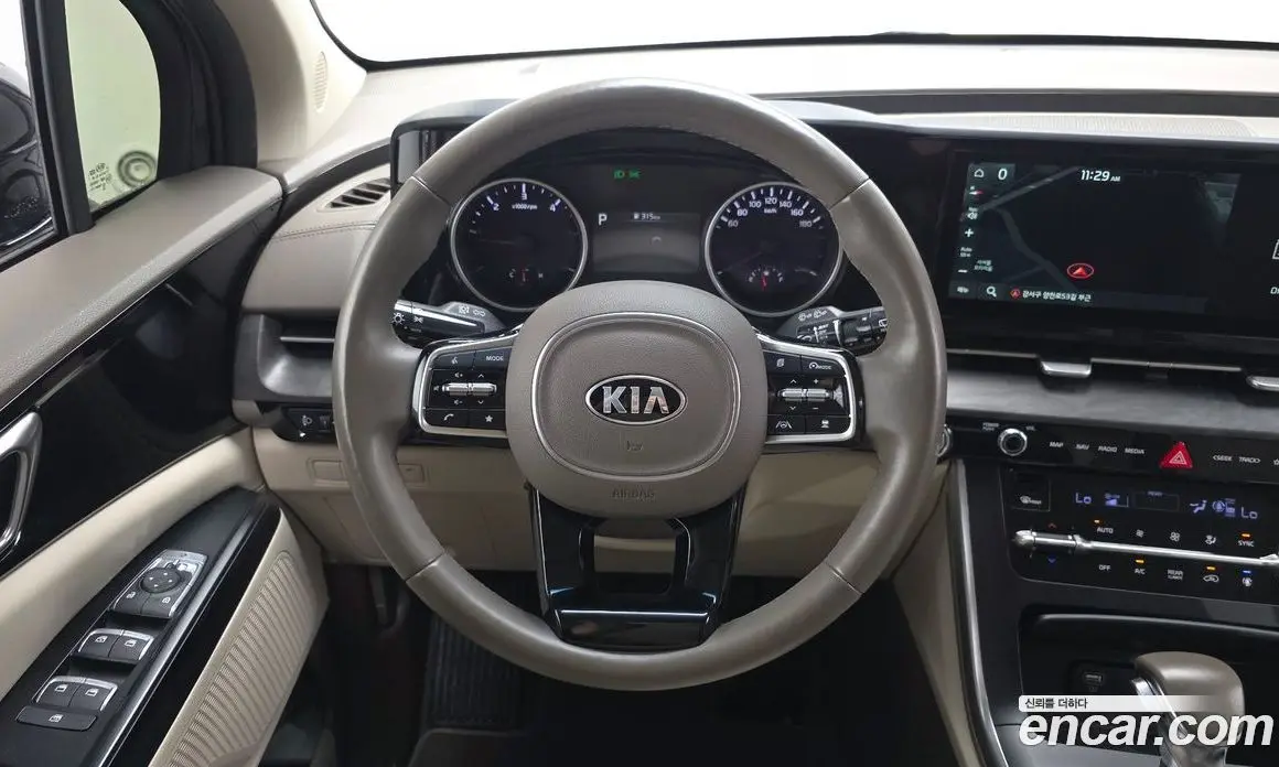 Kia Carnival 2021 2.2 автомат (гидро), фото 20