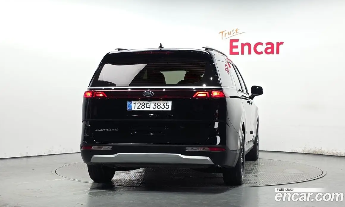Kia Carnival 2021 2.2 автомат (гидро), фото 4