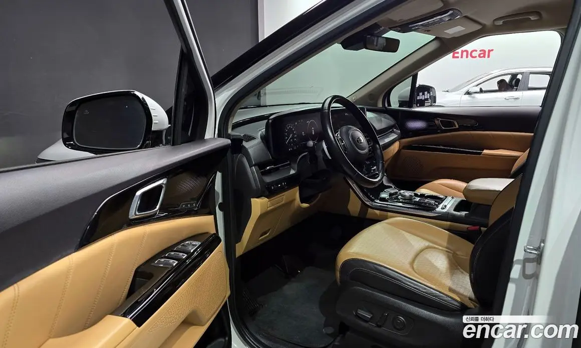 Kia Carnival 2021 2.2 автомат (гидро), фото 11 Kia Carnival 2021 2.2 автомат (гидро), фото 11