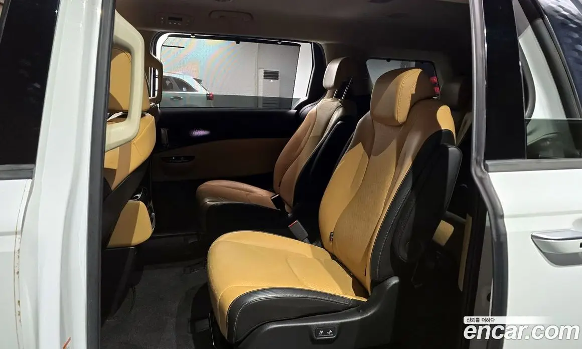 Kia Carnival 2021 2.2 автомат (гидро), фото 12 Kia Carnival 2021 2.2 автомат (гидро), фото 12