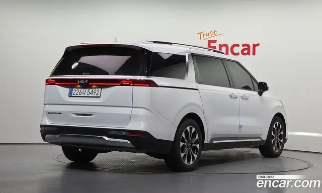 Kia Carnival 2021 2.2 автомат (гидро), миниатюра 2