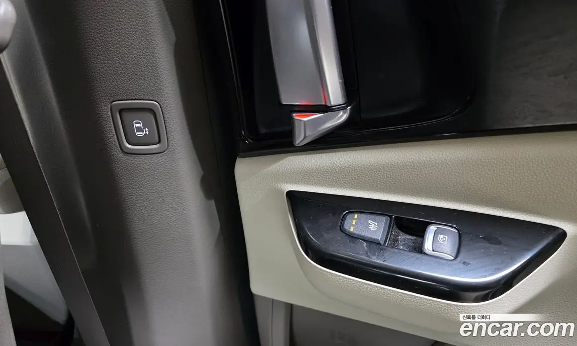 Kia Carnival 2021 2.2 автомат (гидро), фото 18