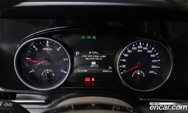 Kia Carnival 2021 2.2 автомат (гидро), миниатюра 8