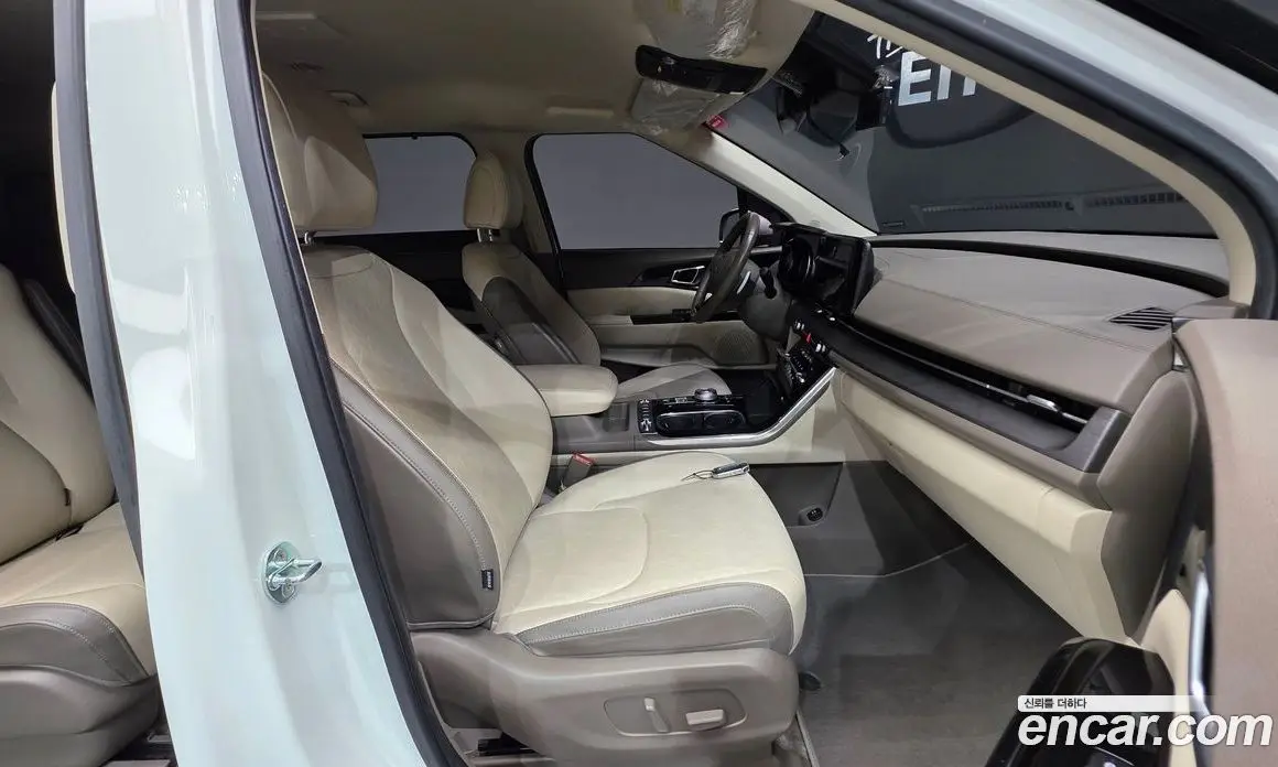 Kia Carnival 2021 2.2 автомат (гидро), фото 10
