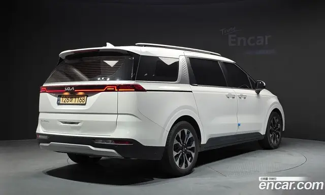 Kia Carnival 2021 2.2 автомат (гидро), миниатюра 2