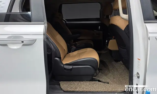 Kia Carnival 2021 2.2 автомат (гидро), миниатюра 12