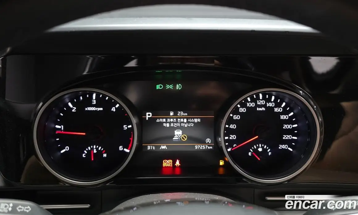 Kia Carnival 2021 2.2 автомат (гидро), фото 8