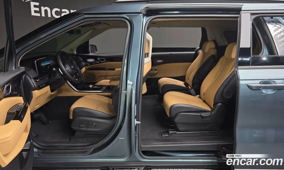Kia Carnival 2021 2.2 автомат (гидро), фото 17