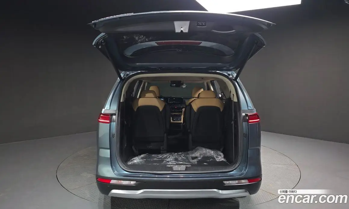 Kia Carnival 2021 2.2 автомат (гидро), фото 20