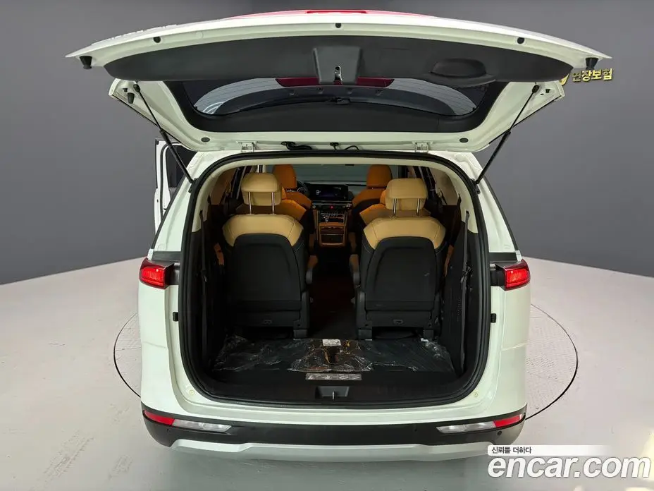 Kia Carnival 2021 2.2 автомат (гидро), фото 7